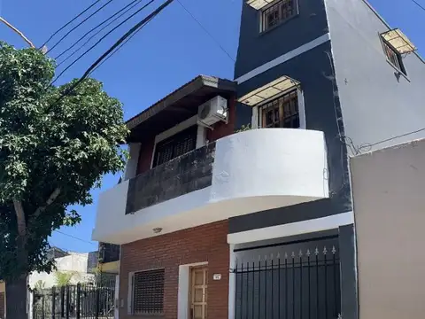 Venta Casa garage patio parrilla 4 amb mas dependencia