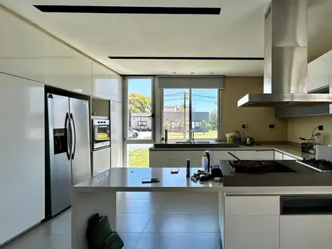 Casa en Alquiler 1 año