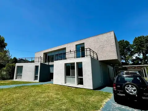 casa amoblada en club de campo las perdices