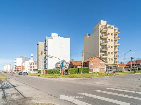 Av. Félix Camet al 1900