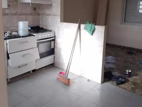 Depto Tipo Casa 3 ambientes con 1 baño