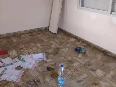 Depto Tipo Casa en Alquiler de 3 ambientes