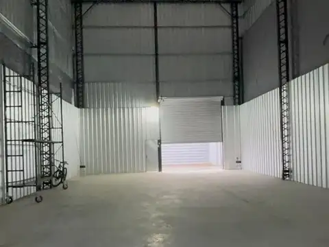 Galpon en Alquiler A Estrenar