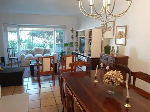 Casa en Venta en Barrio Tres Cerritos, USD 180.000
