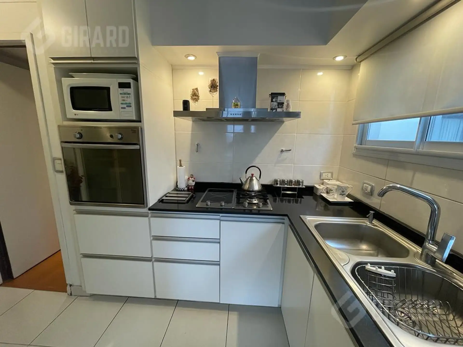 Semipiso en venta con cochera, Plaza Mitre