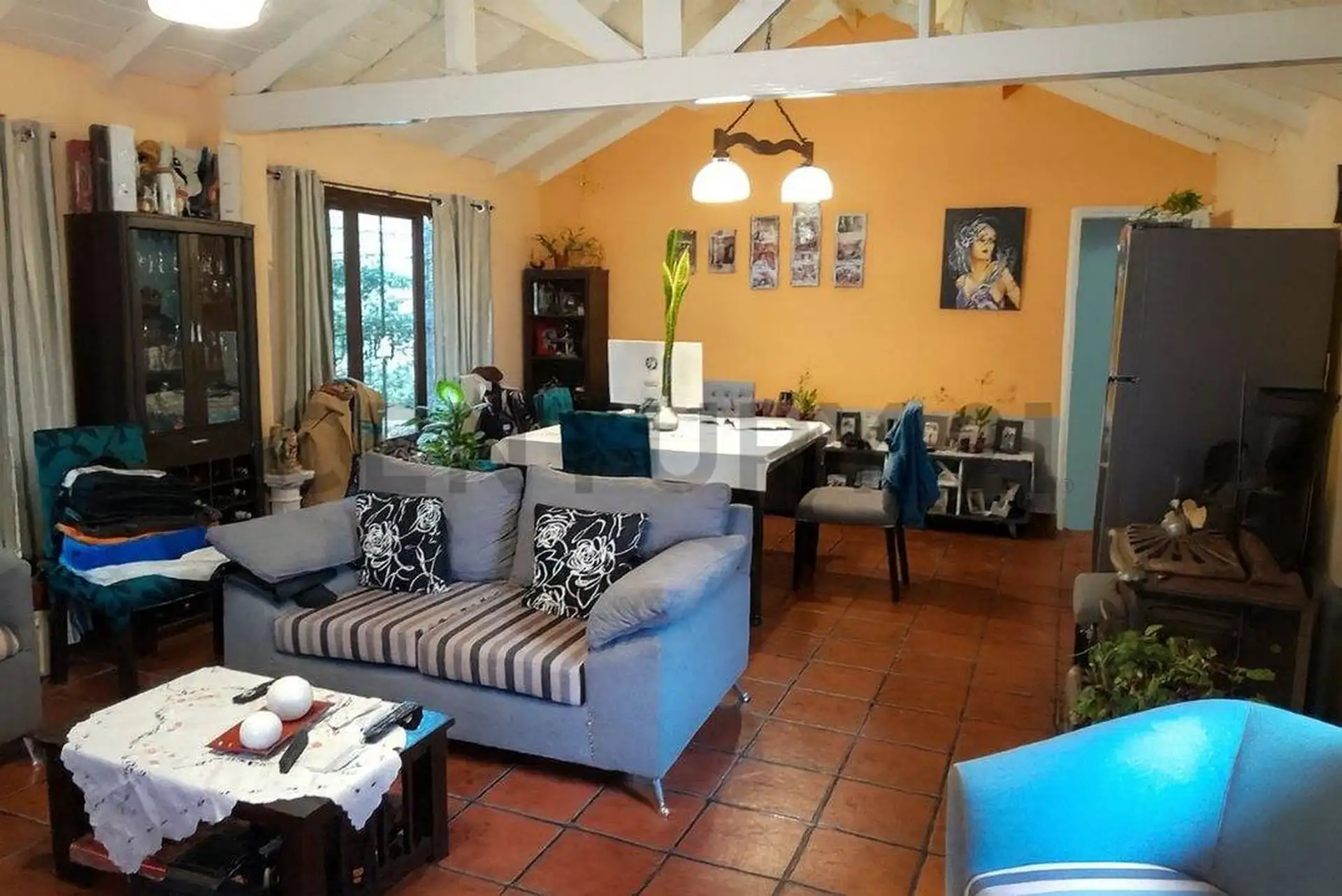 CASA QUINTA CON PILETA EN LA ARMONÍA