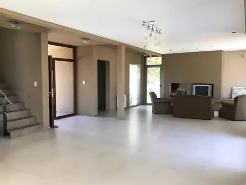 Casa en Venta en Country El Paraíso, USD 198.500