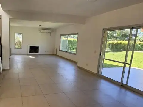 Casa en Alquiler Temporal de 4 dormitorios