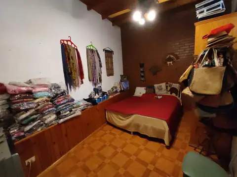 PH con entrada independiente - ideal 2 FAMILIAS - 4 dorm.