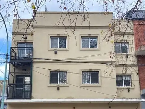 Departamento 2 ambientes en venta - Guemes