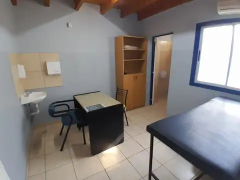 Oficina en Venta en Villa Krause, USD 92.000