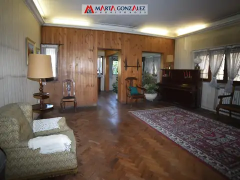 Casa en Venta en Villa Sarmiento, USD 220.000