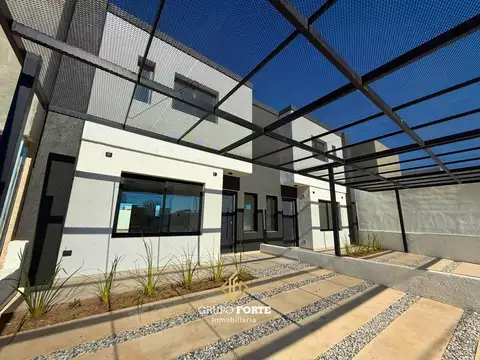 Depto Tipo Casa en Venta de 4 ambientes