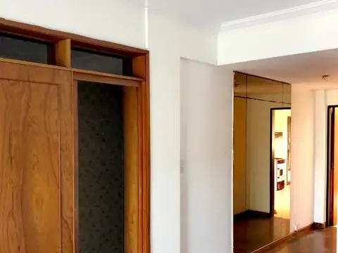 Departamento en Alquiler de 5 ambientes