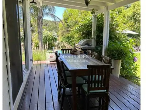 Casa en Alquiler de 4 dormitorios