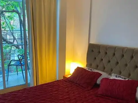 Alquiler Monoambiente Amoblado con Balcón Al Frente en Colegiales