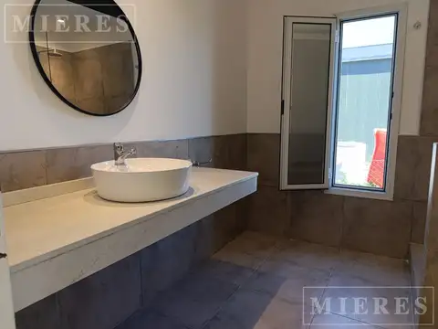 Casa en Alquiler al Noreste