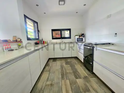 Los Nogales 4400, Piso 0