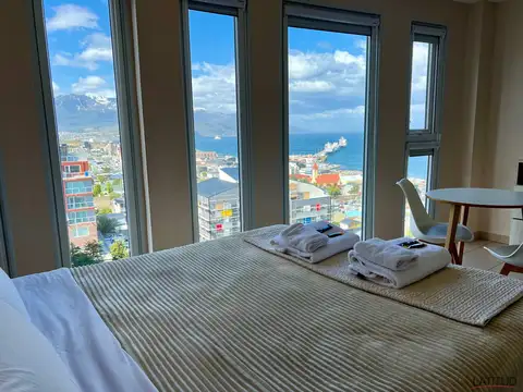 Monoambiente 100% amoblado, céntrico y excelente vista!