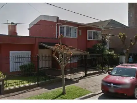 VENTA 2 CASAS JUNTAS FLORIDA RIO. PISCINA. 3 DORMITORIOS. EXCELENTE ESTADO! Aceptaría Departame...