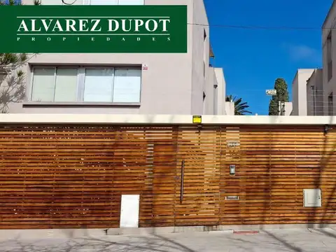 Departamento  tipo duplex en condominio  .