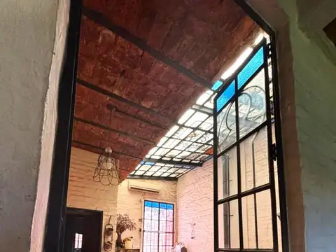 Oportunidad Casa 347 M2 con quincho y pileta escucha ofertas