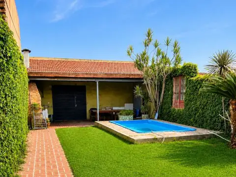 Oportunidad Casa 347 M2 con quincho y pileta escucha ofertas