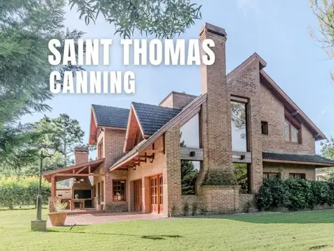 CASA 6 AMBIENTES VENTA EN 2 LOTES CON PISCINA