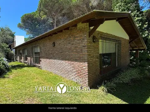 Casa 6 ambientes con 5 baños