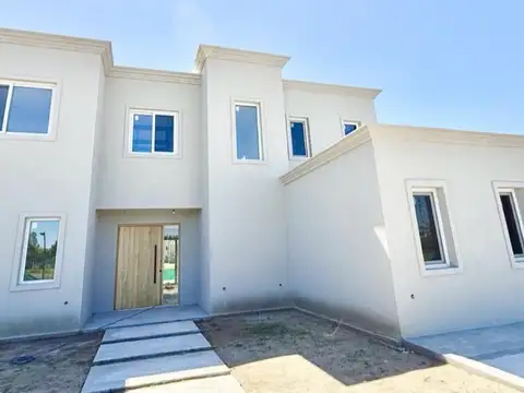 Casa en Venta en Laguna Grande, USD 619.000