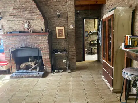 Casa 3 ambientes con 1 baño