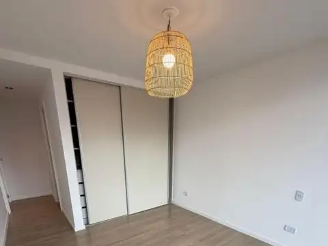 Moreno e/ Entre Ríos y Buenos Aires