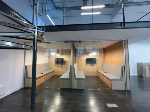 Oficina 2 ambientes con 2 baños