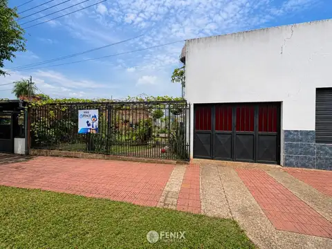 CF1395 - CASA A RECICLAR CON AMPLIO TERRENO - 3 DORMITORIOS - AV. MONTEAGUDO Y URUGUAY 