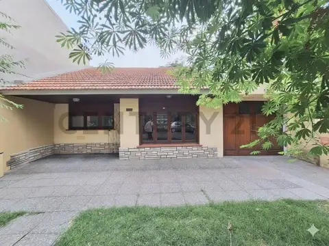 Florisbelo Acosta 5600, Piso 0