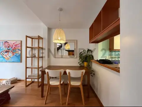 Juana Azurduy 3000, Piso 0