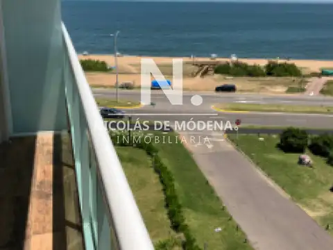 Apartamento en primera linea La Mansa, Punta del Este de 1 dormitorio