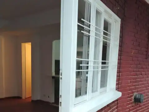 Depto Tipo Casa en Venta en Castelar, USD 60.000