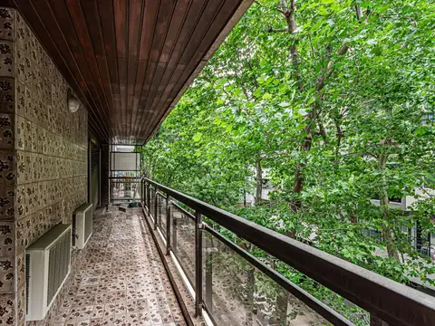 Departamento 5 ambientes con 2 baños