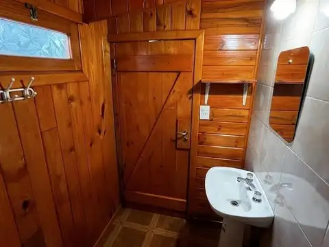 Casa en Alquiler con 1 cochera