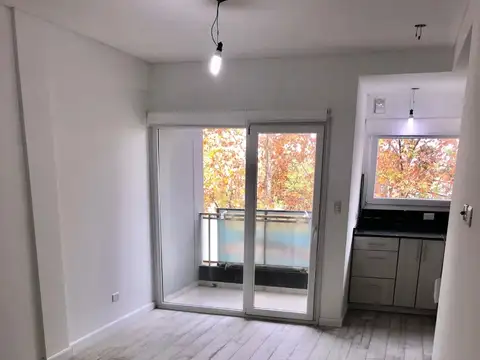 Departamento en Alquiler en Villa Ballester, $ 550.000