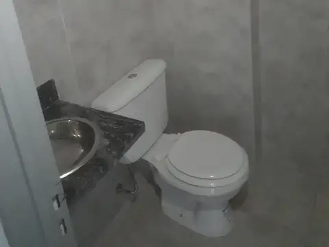 Local en Granadero Baigorria