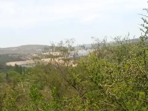 LOTE , CON LA MEJOR VISTA A COLA DE DIQUE Y LOS NONOS