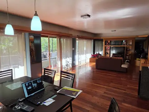 Departamento en Venta de 5 ambientes