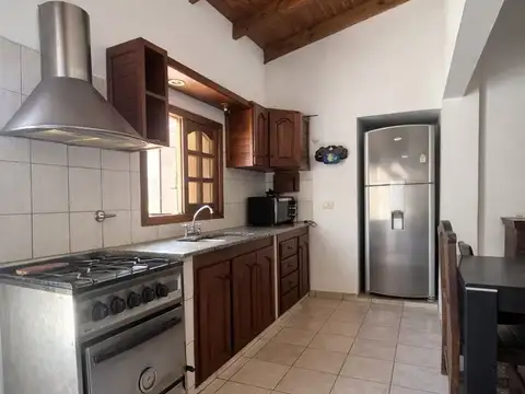 Casa 3 ambientes con 2 baños