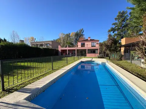Casa en Alquiler en La Pradera I, USD 1.400