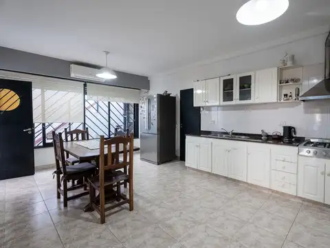 Casa en Venta en Villa Pueyrredón, USD 315.000