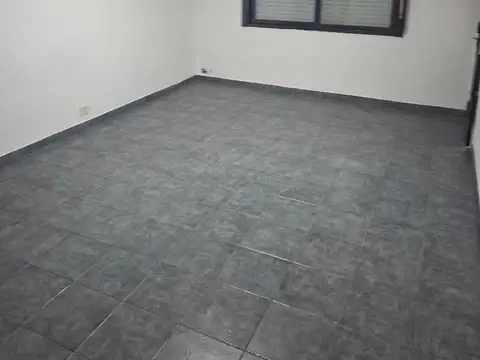 Depto Tipo Casa en Venta en Olivos, USD 69.000