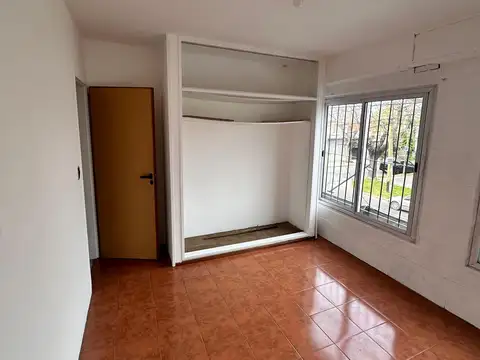 La Madrid 1400, Piso 1