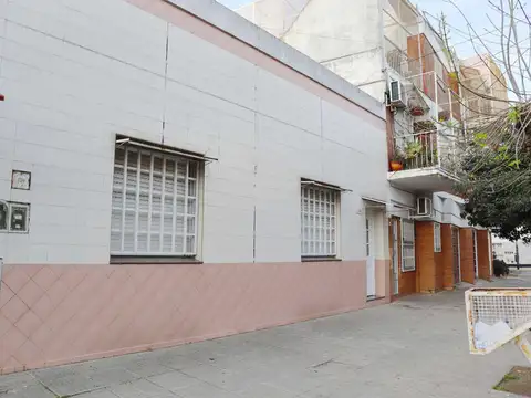 Depto Tipo Casa en Venta de 5 ambientes
